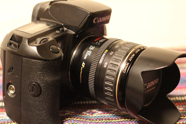 Canon EOS 5 フィルム一眼レフカメラ 標準、望遠レンズセット 実働品 Canon EOS5 一眼レフ フィルムカメラ 標準 望遠レンズセット 美