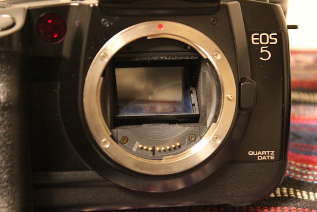 Canon EOS 5 フィルム一眼レフカメラ 標準、望遠レンズセット 実働品 Canon EOS5 一眼レフ フィルムカメラ 標準 望遠レンズセット 美