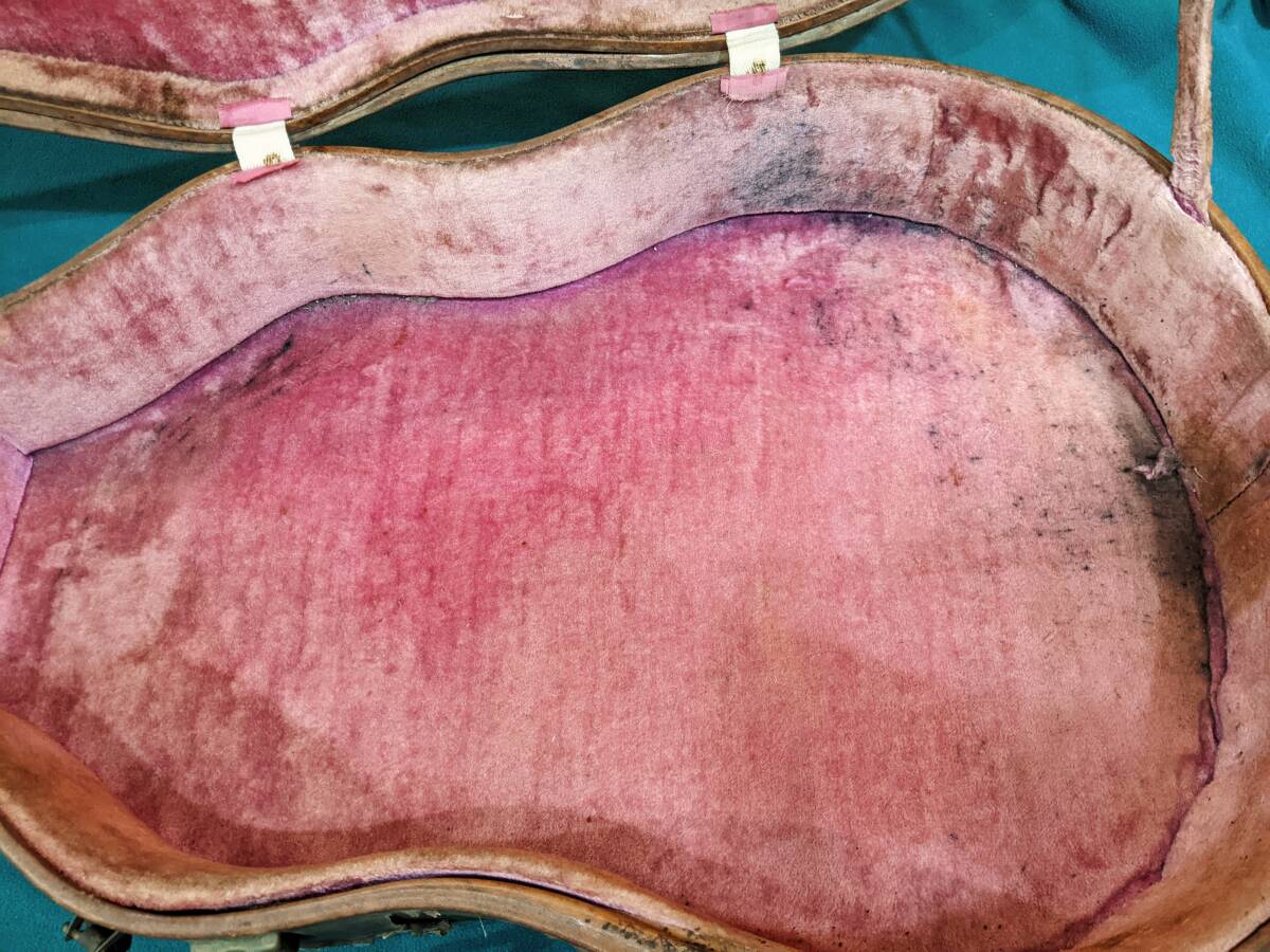 ビンテージ　ギブソン50年代ハードケースフルアコ、Gibson brown hard shell case 1950s full depth for L5,etc_画像10