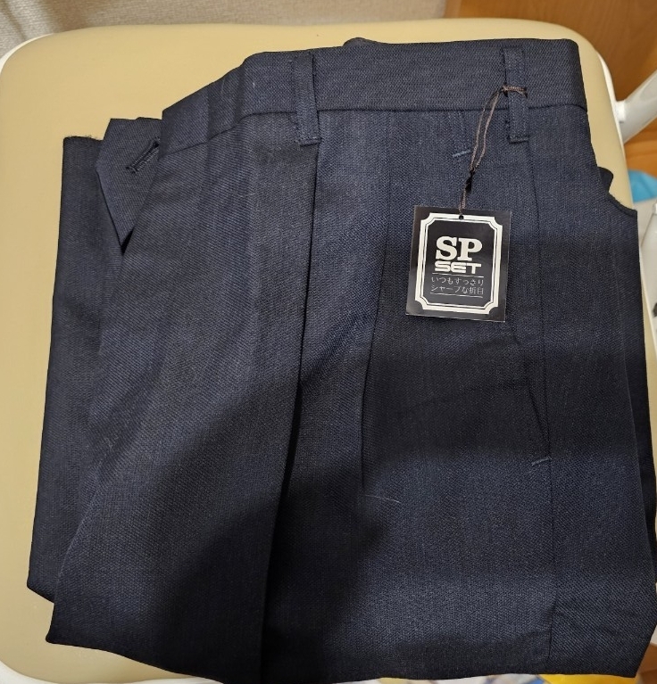 【最終値下げ】未使用 京急バス 制服 上下セット_画像4