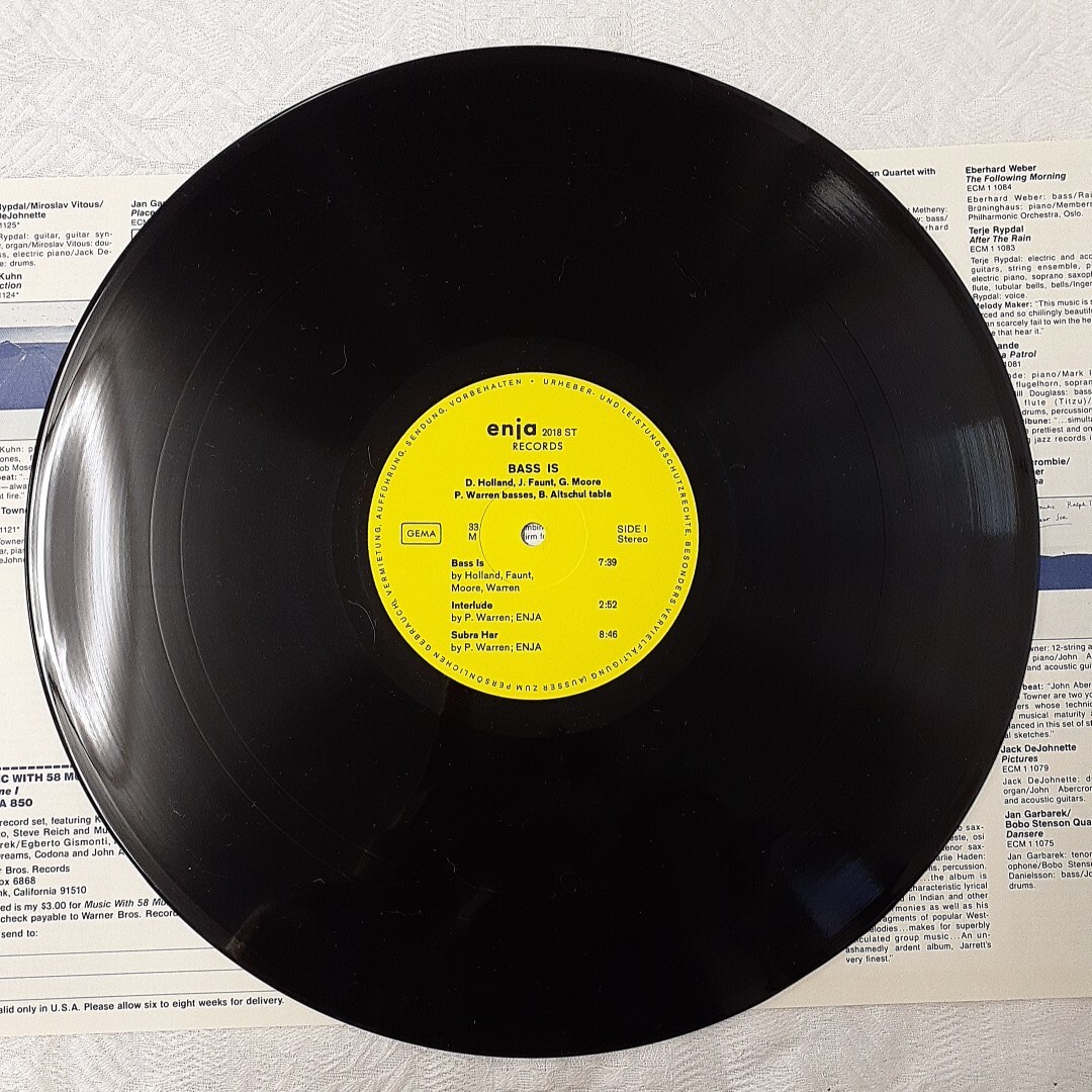 s626 BASS IS John Surman/Chick Corea/Dave Holland/Jame Faunt/Peter Warren/Barry Altschul/Steve Hauss他LPレコード 西独盤_画像7