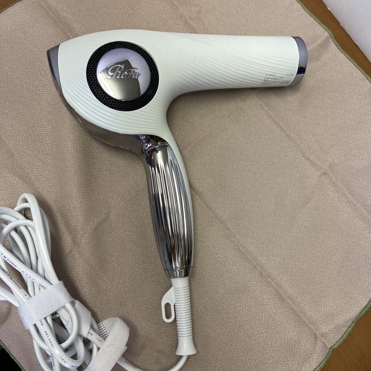 s833 ReFa rリファビューティックドライヤープロ 白 2021年製 RE-AB02A ホワイト ドライヤー_画像5