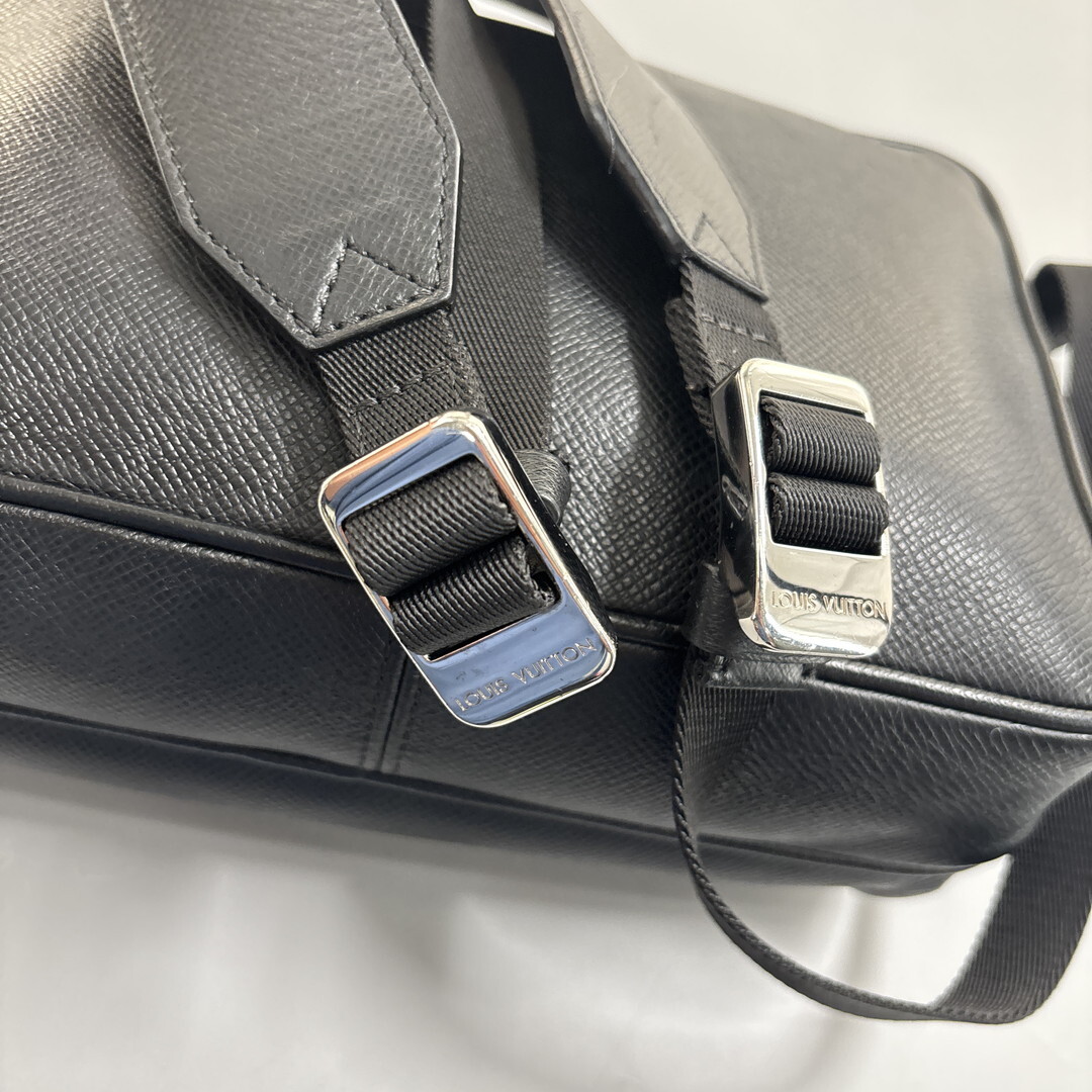 新品同様/IC ルイヴィトン タイガ アウトドア メッセンジャーPM ショルダーバッグ 斜め掛け アルドワーズ ブラック 黒 M33435_画像8