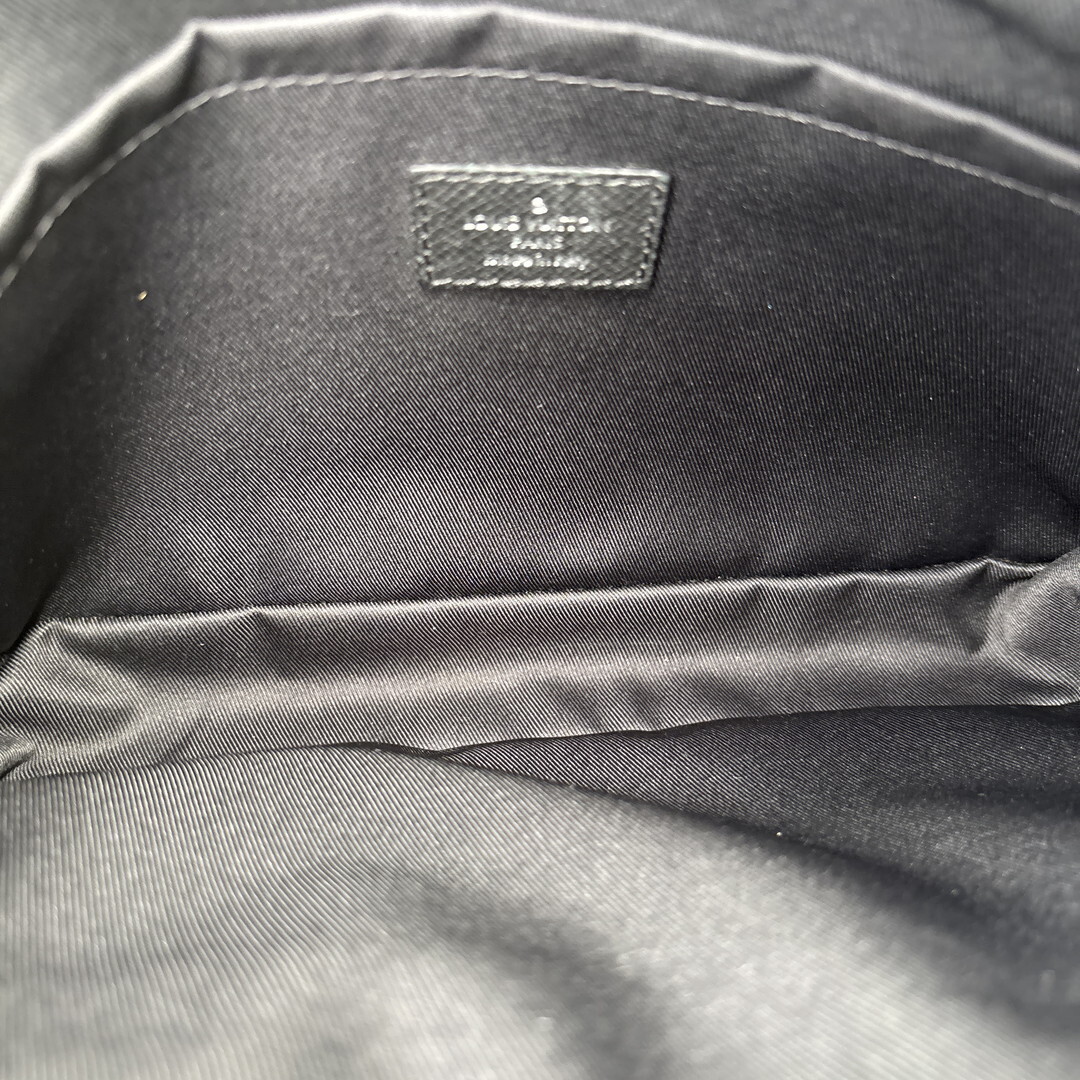 新品同様/IC ルイヴィトン タイガ アウトドア メッセンジャーPM ショルダーバッグ 斜め掛け アルドワーズ ブラック 黒 M33435_画像9