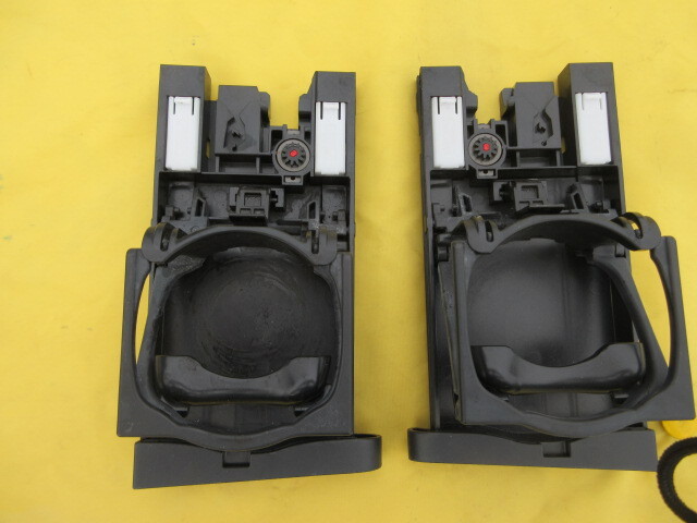 タント　L375S L385S ドリンクホルダー左右レターパックプラス_画像1