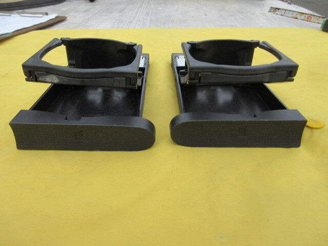 タント　L375S L385S ドリンクホルダー左右レターパックプラス_画像2