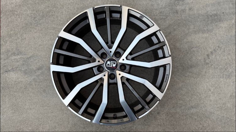 BMW X3 G01 X4 G02 20インチ ホイール OZ Racing_画像3