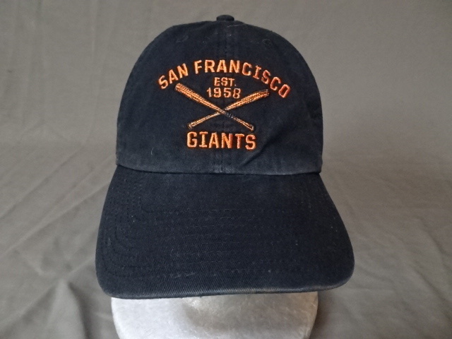 激レア USA購入【47BRAND】 MLBメジャーリーグ サンフランシスコ ジャイアンツ【San Francisco Giants】 ロゴ刺繍入り キャップ 中古品_画像2