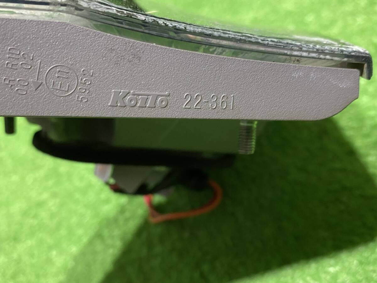 130系 マークX GRX135 中期 後期 純正 テールランプ リアライト 1台分 4点セット LED点灯OK!! GRX130 。。。 5387_画像4