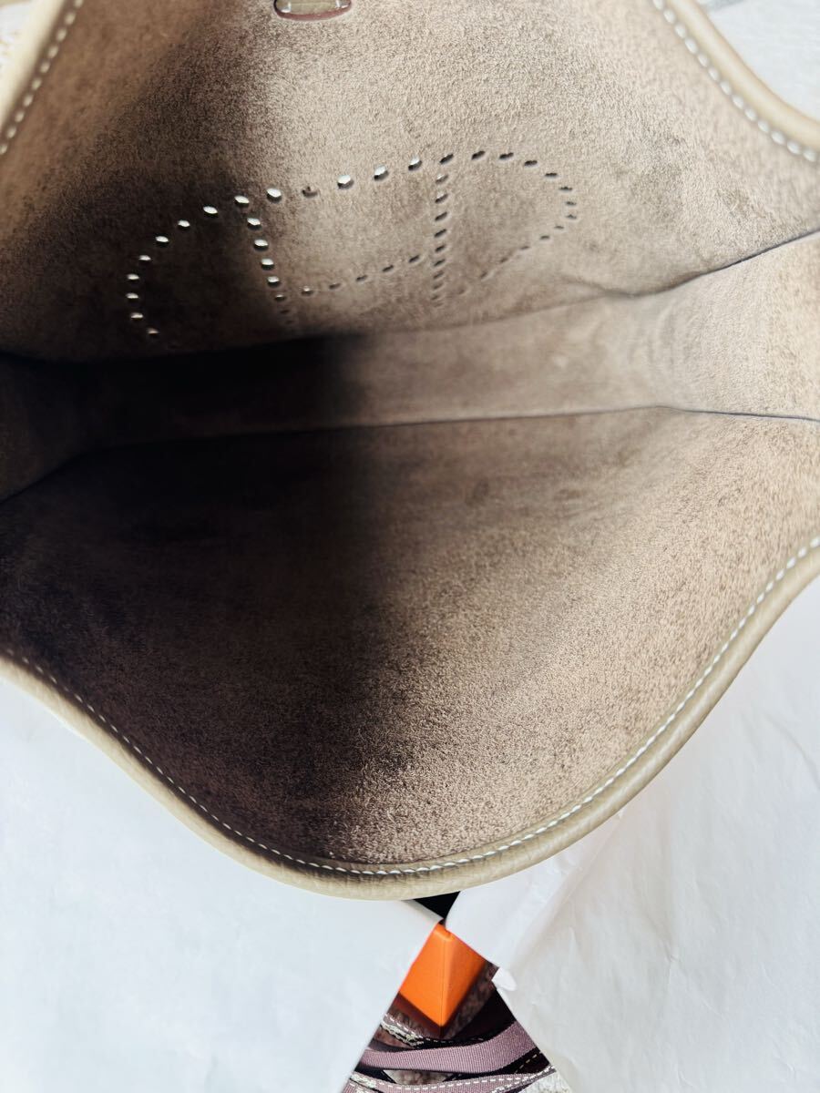 新品 エルメス 国内 W刻印 エブリン 3 PM 29 エトゥープ ショルダー バッグ 2025 HERMES Evelyne Ⅲ Etoupe エトープ_画像6