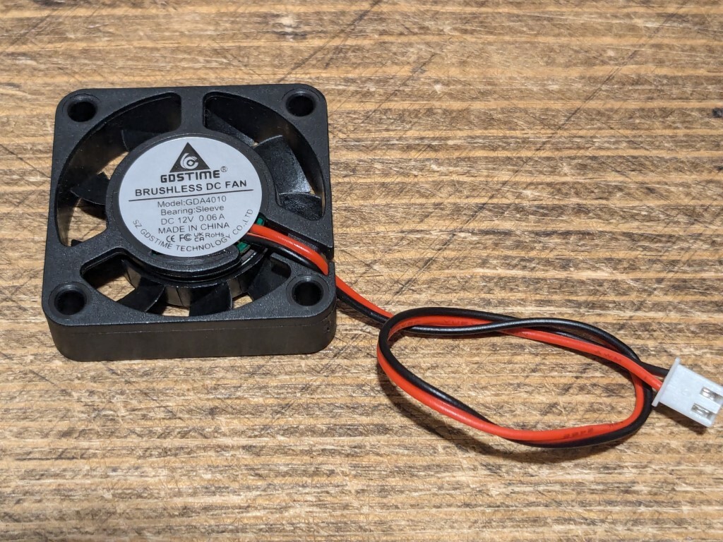 送料無料！　12Vファン　4cm×4cm×1.0cm　2個セット　新品未使用　ブラシレスモーター　静音タイプ 4010_画像1
