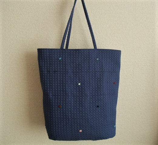 即決　ハンドメイド　薔薇の刺繍のバック　ネイビーブルー　送料185円_画像1