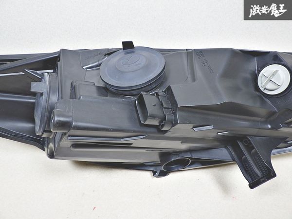 フォード 純正 WF0ST フィエスタ ヘッドランプ ヘッドライト 左 左側 片側のみ C1BB-13W030-FE 激安魔王 棚_画像8