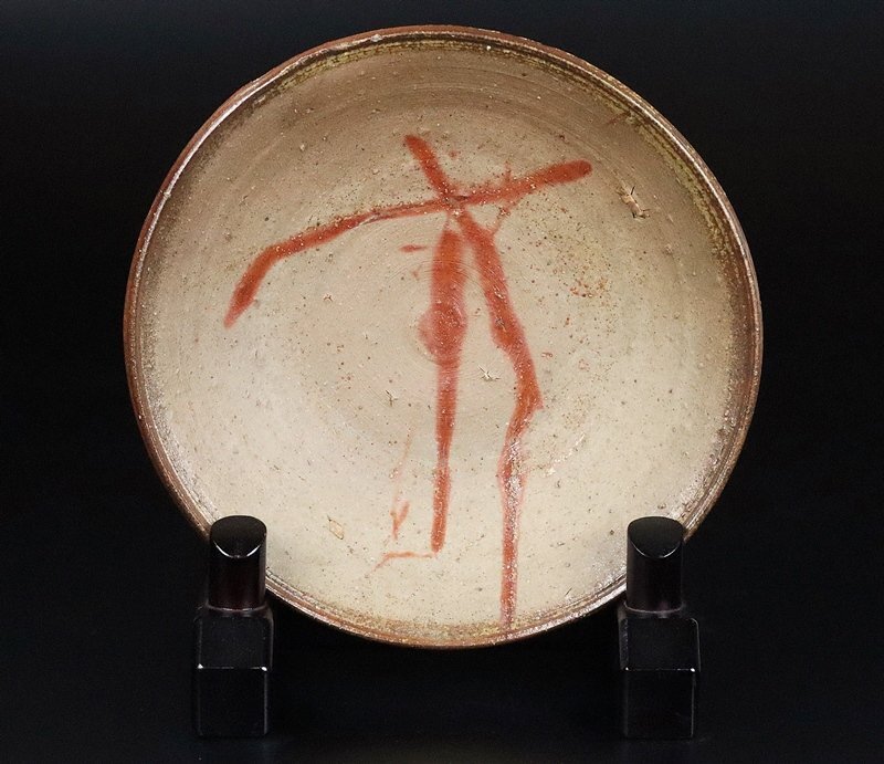 [ золотой -слойный ..] превосходящий . произведение Bizen огонь . круг тарелка . человек национальное достояние первое поколение чёрный рисовое поле .... коробка гарантия 15507