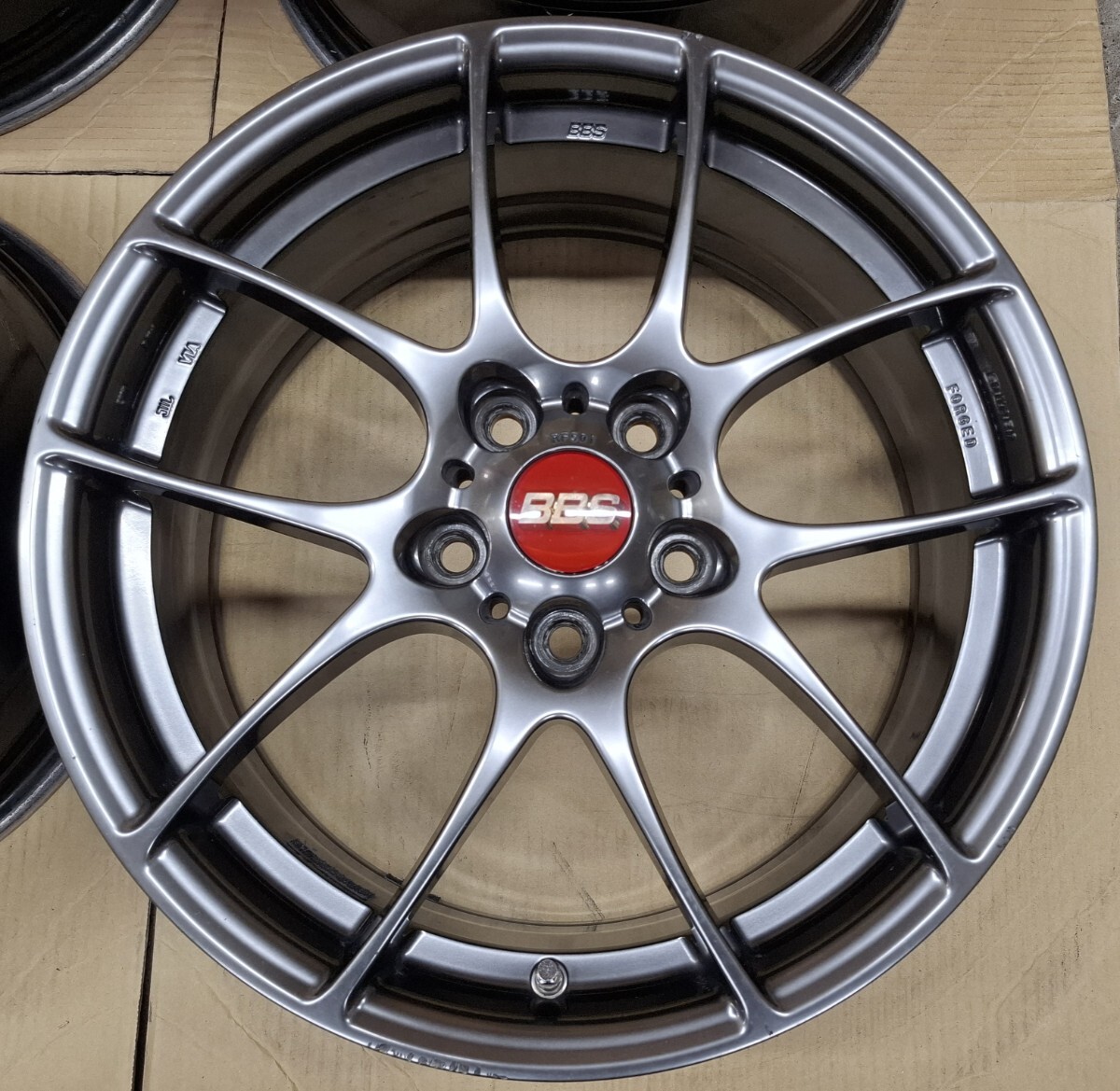 BBS RF ホイール 17インチ 7.0J 114.3 鍛造 ノア ヴォクシー ヴェゼル セレナ CH-R ステップワゴン フリード ヤリスクロス 定価43万円_画像2