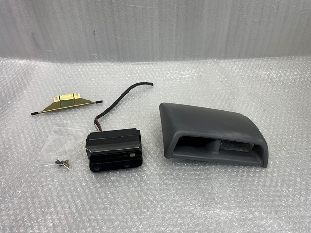 サンバー 赤帽 ダッシュボード センターカバー デジタルトリップ トリップメーター KS3 KS4 KV3 KV4 オプション JECO 85081-TA000 40709_画像1