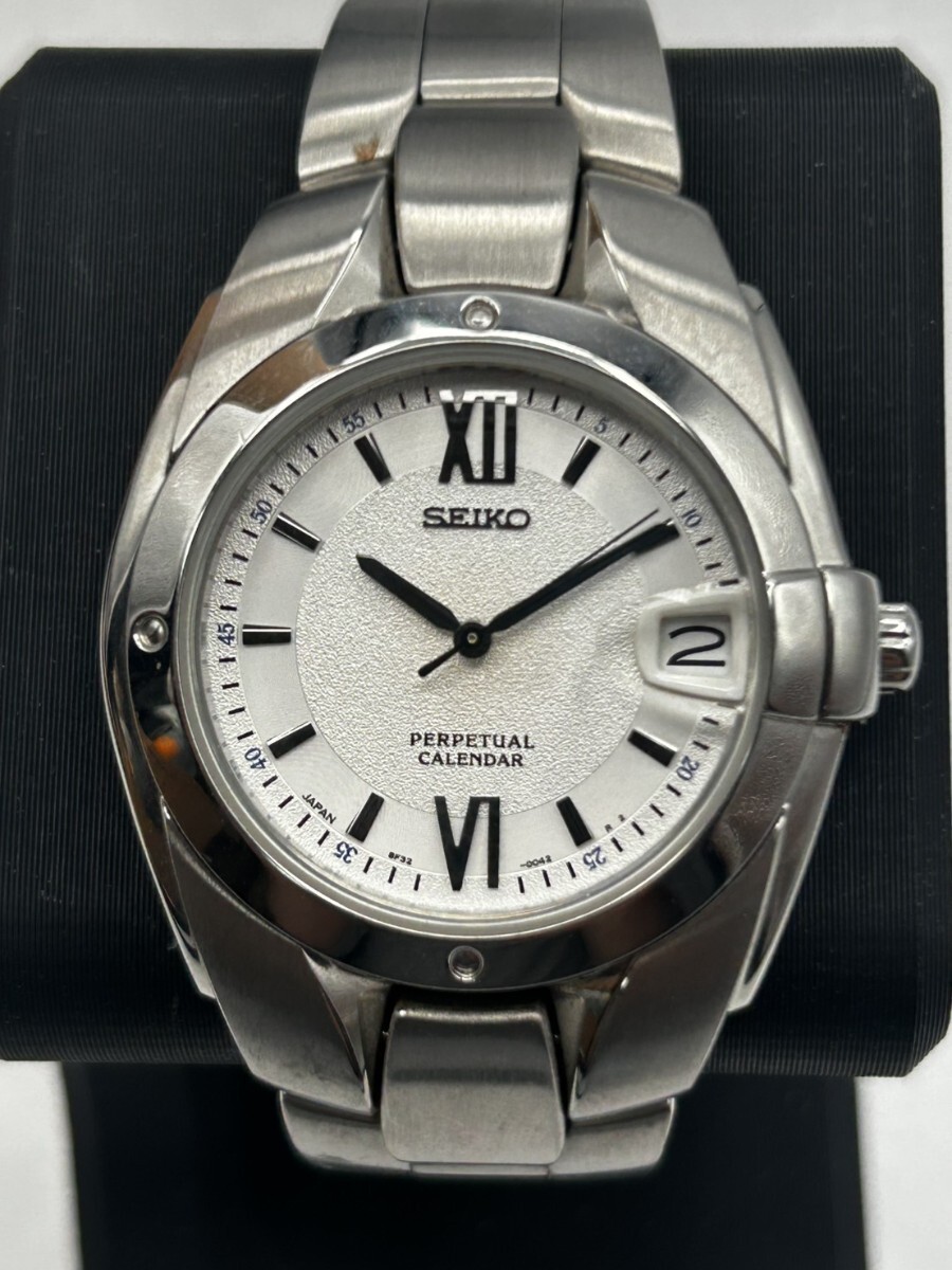 1円スタートSEIKO セイコー パーペチュアルカレンダー 8F32-005A クォーツ 電池切れ 現状品 AF1026-34_画像2