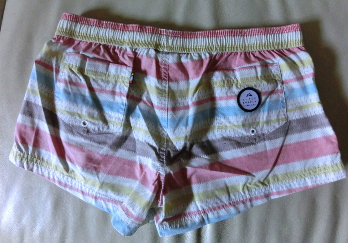 16 ピンク系?ボーダー柄 新品 RUSTY ラスティ 短パン レディース サーフパンツ ボードショーツ M 水着 ラッシュガードパンツ ランニング_画像8