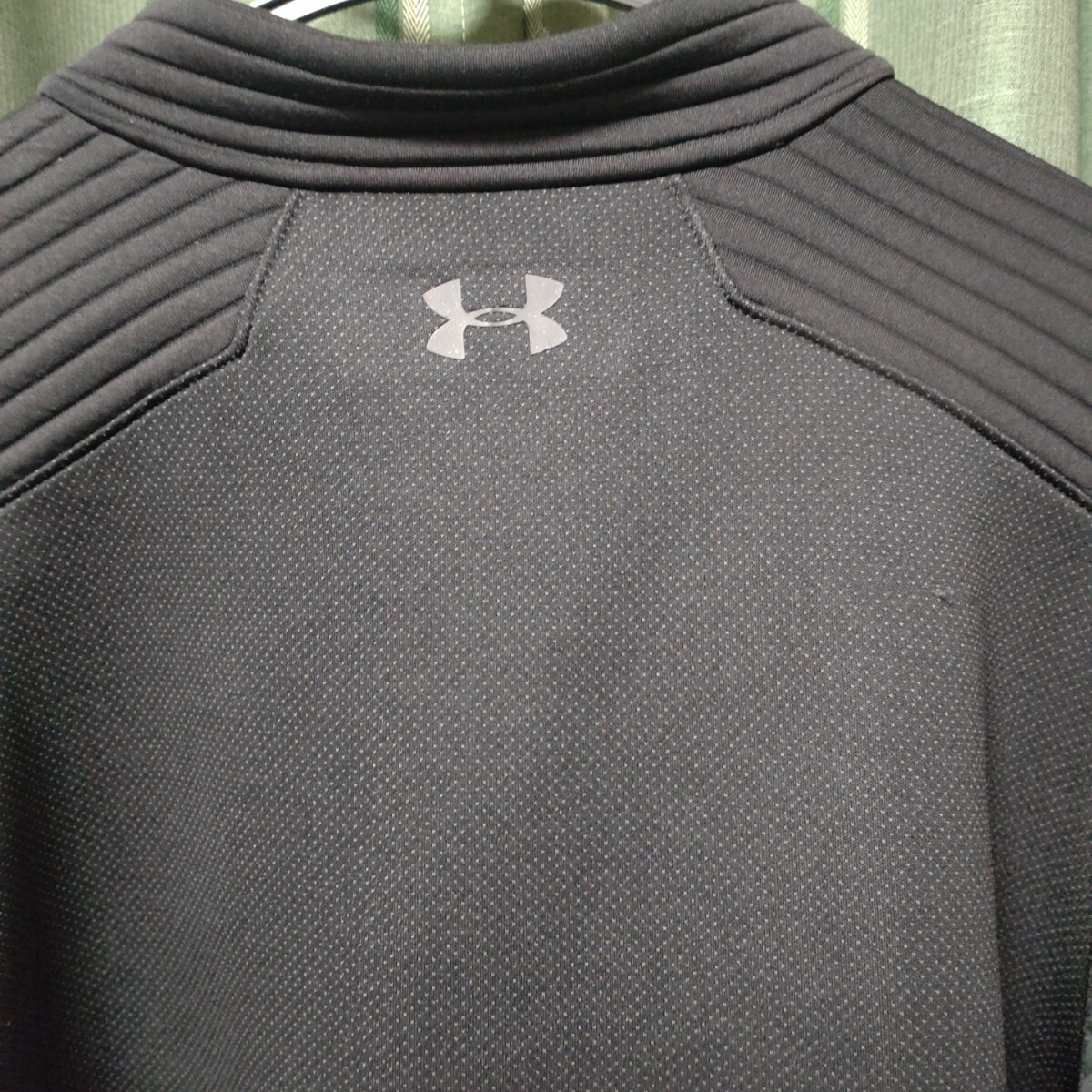Under Armour 長袖 ハーフジップ_画像3