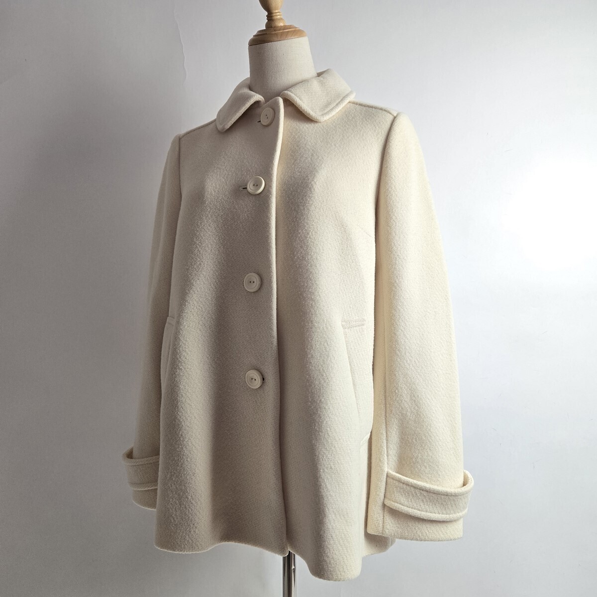 組曲 KUMIKYOKU ウール100％ ステンカラーコート ハーフ丈 アウター 3 アイボリー オンワード樫山 l1025-5_画像1