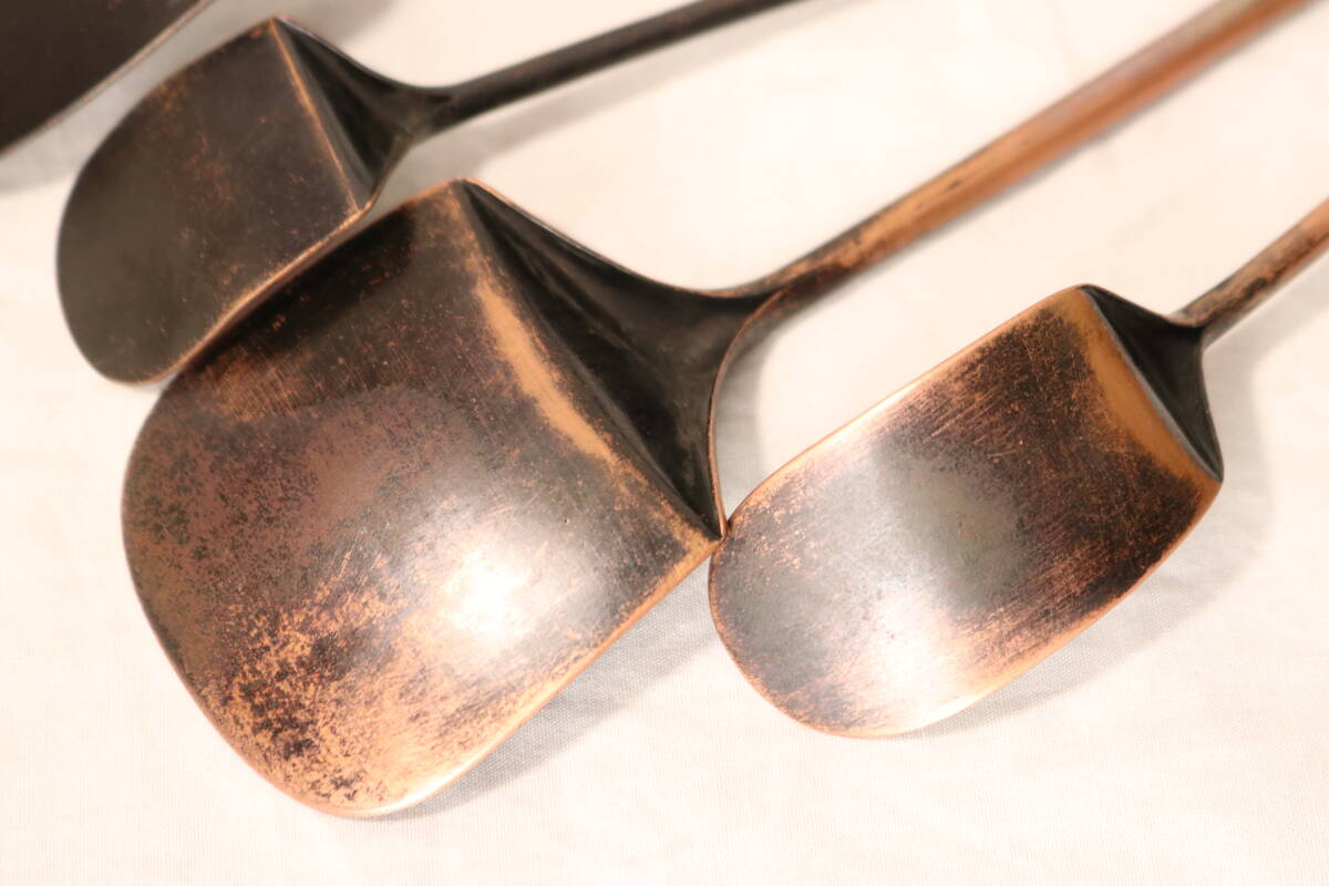 銅製 燻し灰匙 五本組 茶道具 茶会席 表千家 裏千家 茶懐石 茶事 風炉 炭手前_画像8