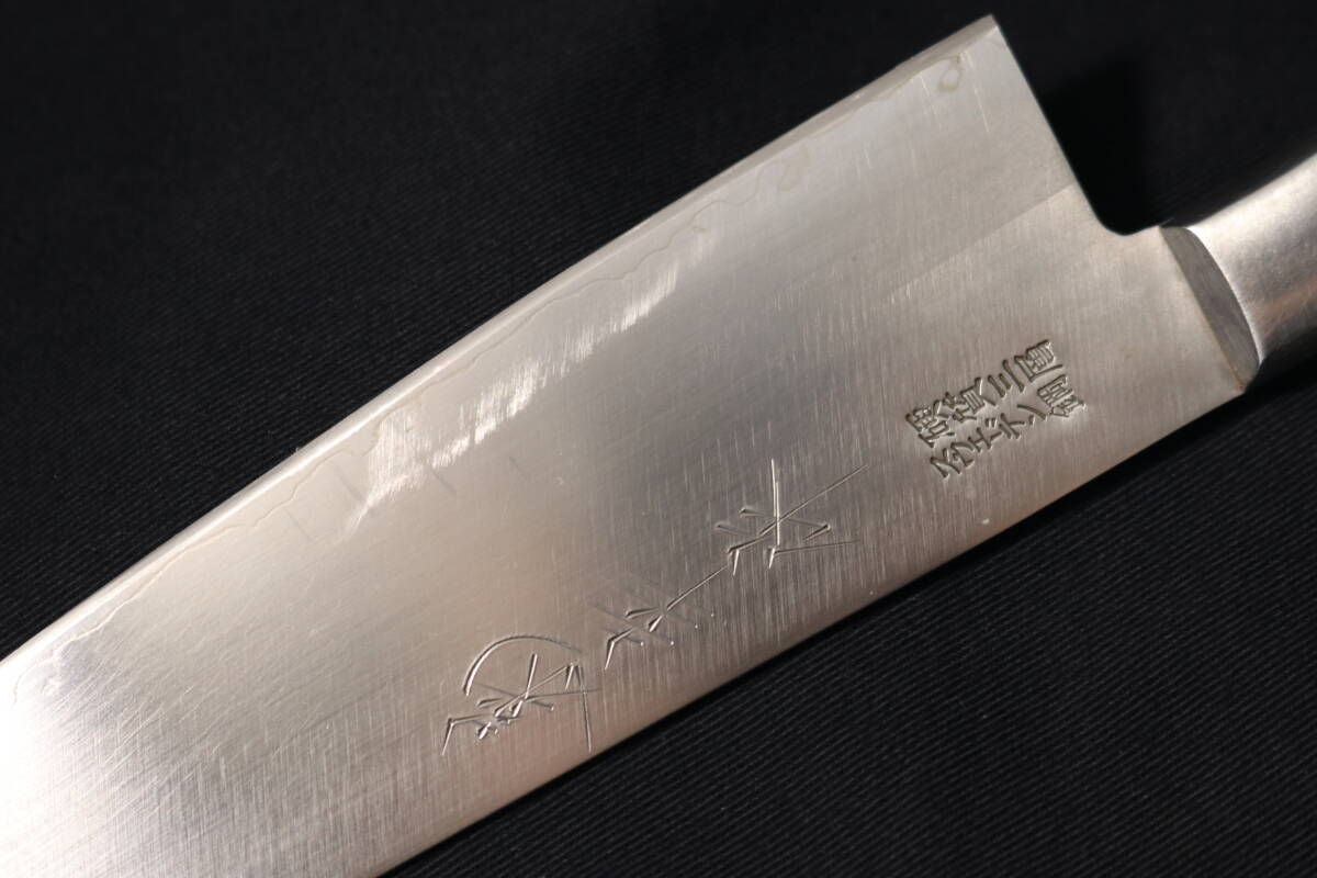 刃長180mm 菊幸作 ツバ付 三徳包丁 硬質三層 スウェーデン鋼 _画像3