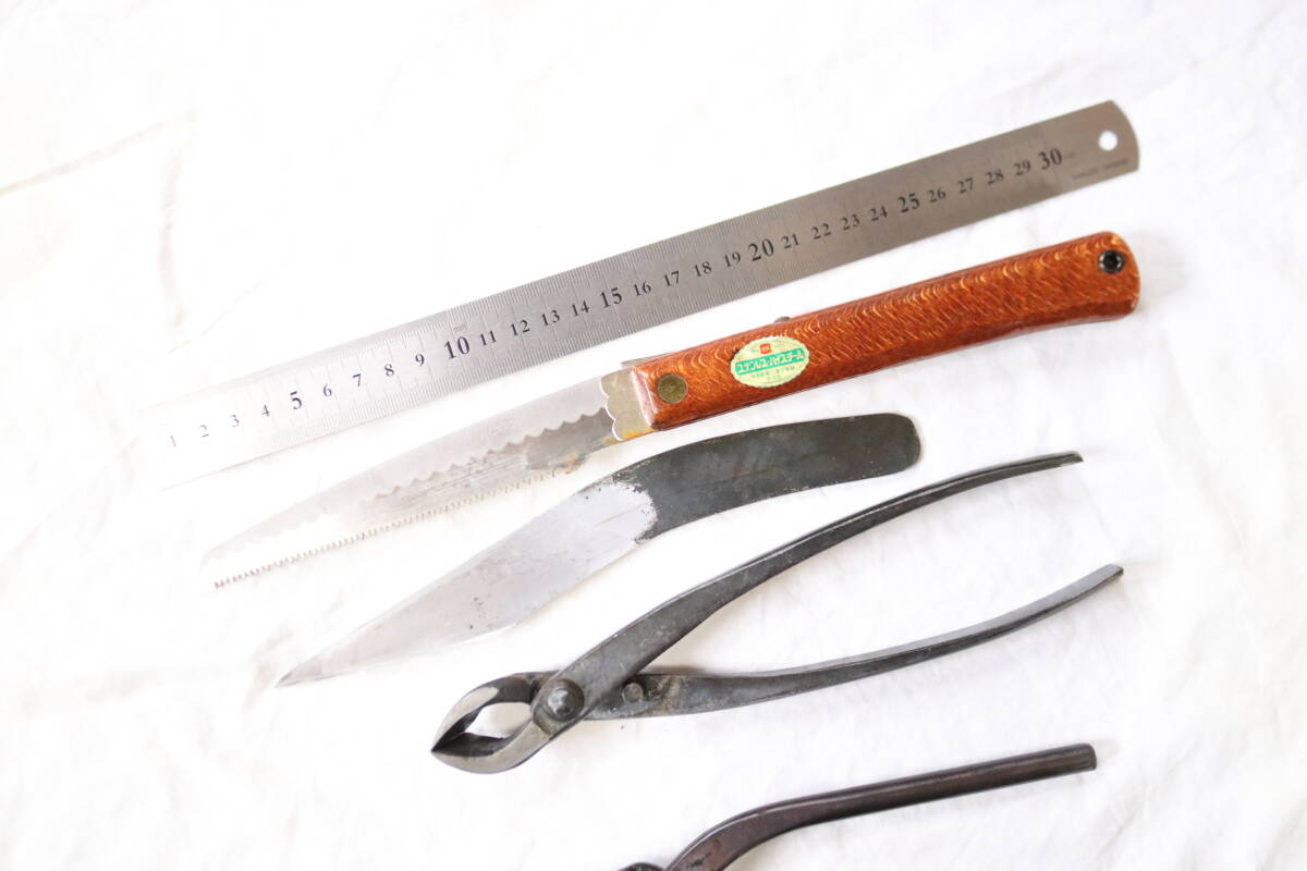 盆栽用具8点セット 鋸、曲り接木小刀、ペンチ、小枝切り鋏、ピンセットなど_画像2