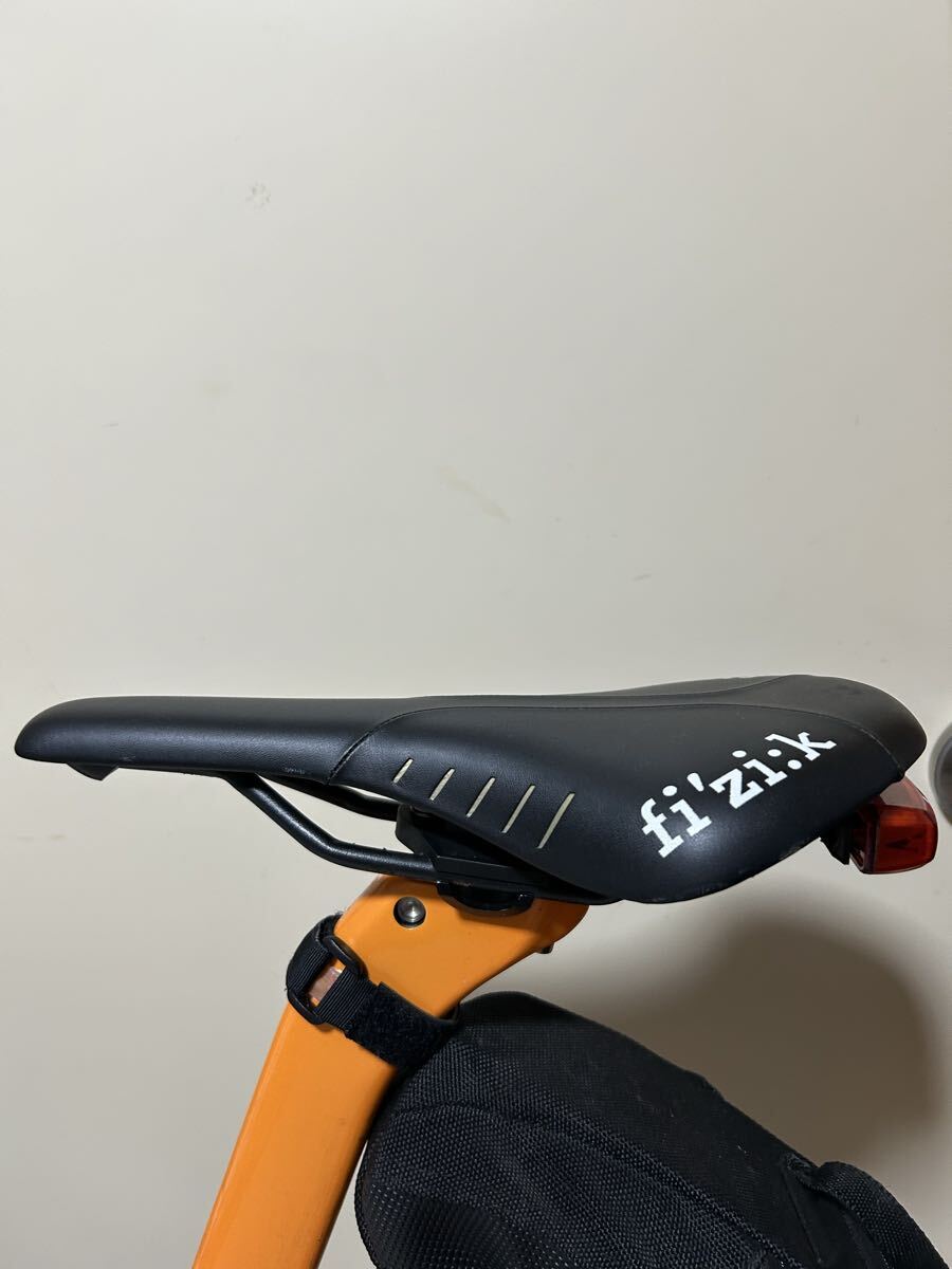 fi'zi:k Antares フィジーク サドル_画像2