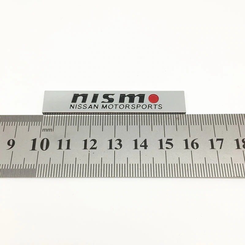 【ゆうパケット送料込】NISMO(ニスモ) エンブレム 2枚組 ミニサイズ 縦1.0cm×横5.9cm 金属製 日産 _画像3