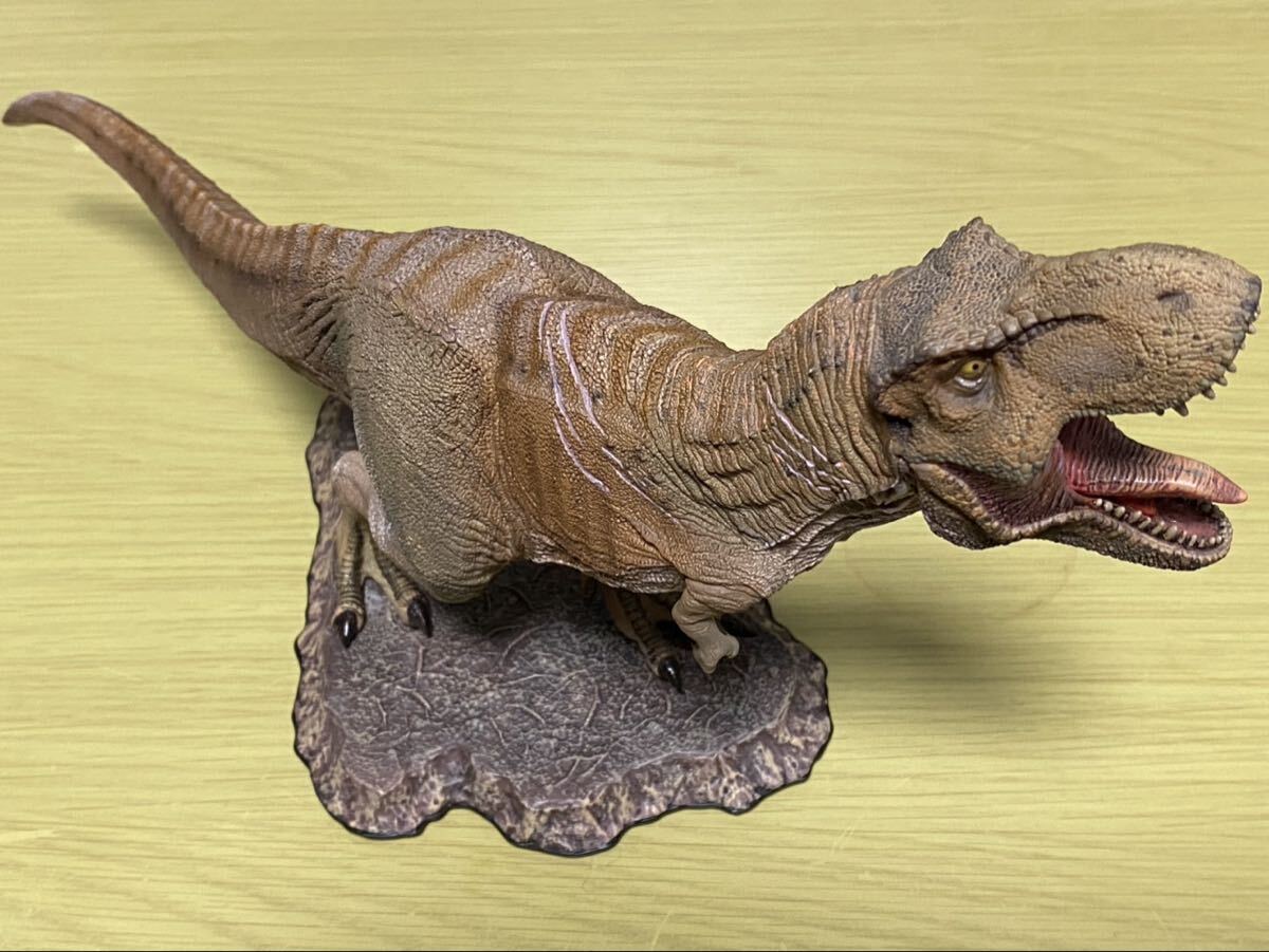【開封品】Prime 1 Studio プライムコレクタブルフィギュア　ジュラシック・ワールド　炎の王国　ティラノサウルス・レックス_画像4