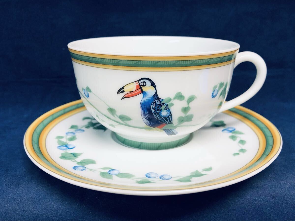 HERMES エルメス トゥカン カップ＆ソーサー 食器 鳥 ホワイト×グリーン×イエロー ヒビあり 中古 現状品 同梱可_画像1