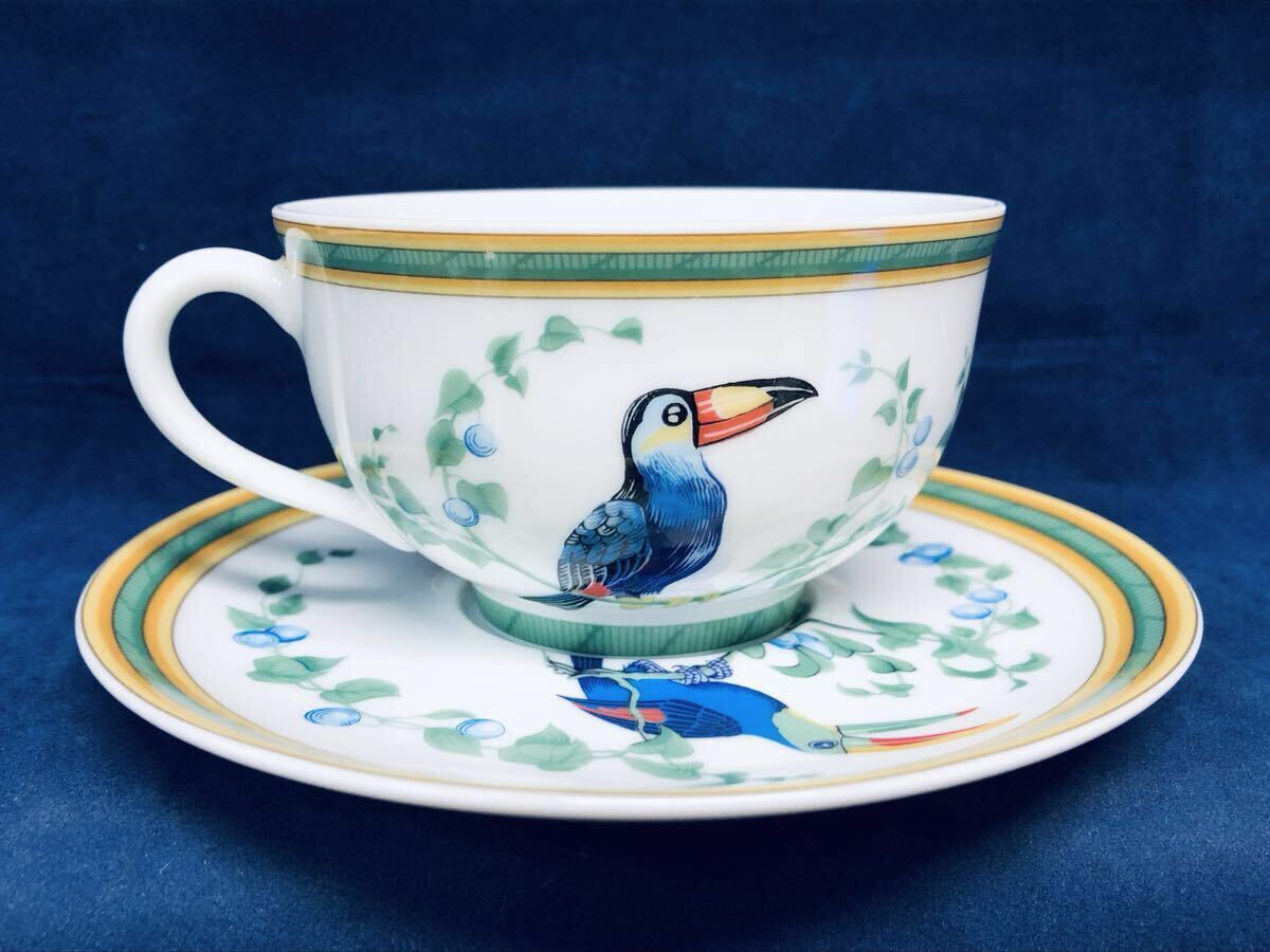 HERMES エルメス トゥカン カップ＆ソーサー 食器 鳥 ホワイト×グリーン×イエロー ヒビあり 中古 現状品 同梱可_画像3