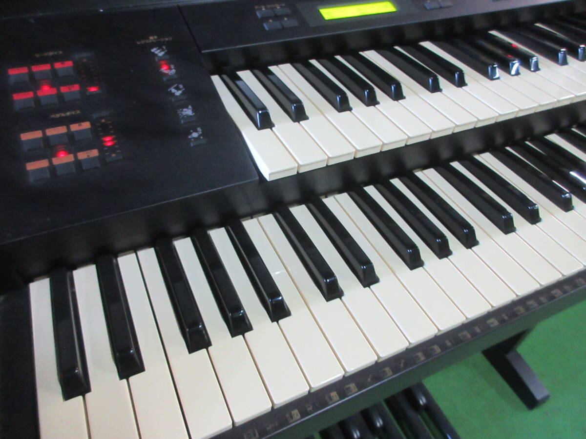 SH9666【エレクトーン】YAMAHA Electone EL-100★ヤマハ キーボード 楽器 2002年製 液晶ディスプレイ 173音色と66リズム★音出し確認済み★_画像4