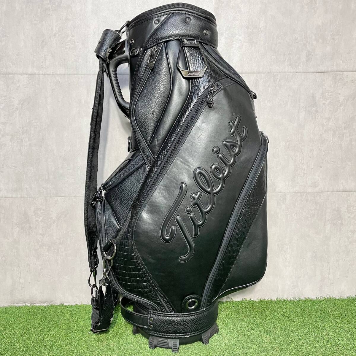 Titleist BLACK LIMITED タイトリスト ブラックリミテッド キャディバッグ ゴルフバッグ 黒 本革 最高級品 3点式 クロコ調 入手困難品_画像2