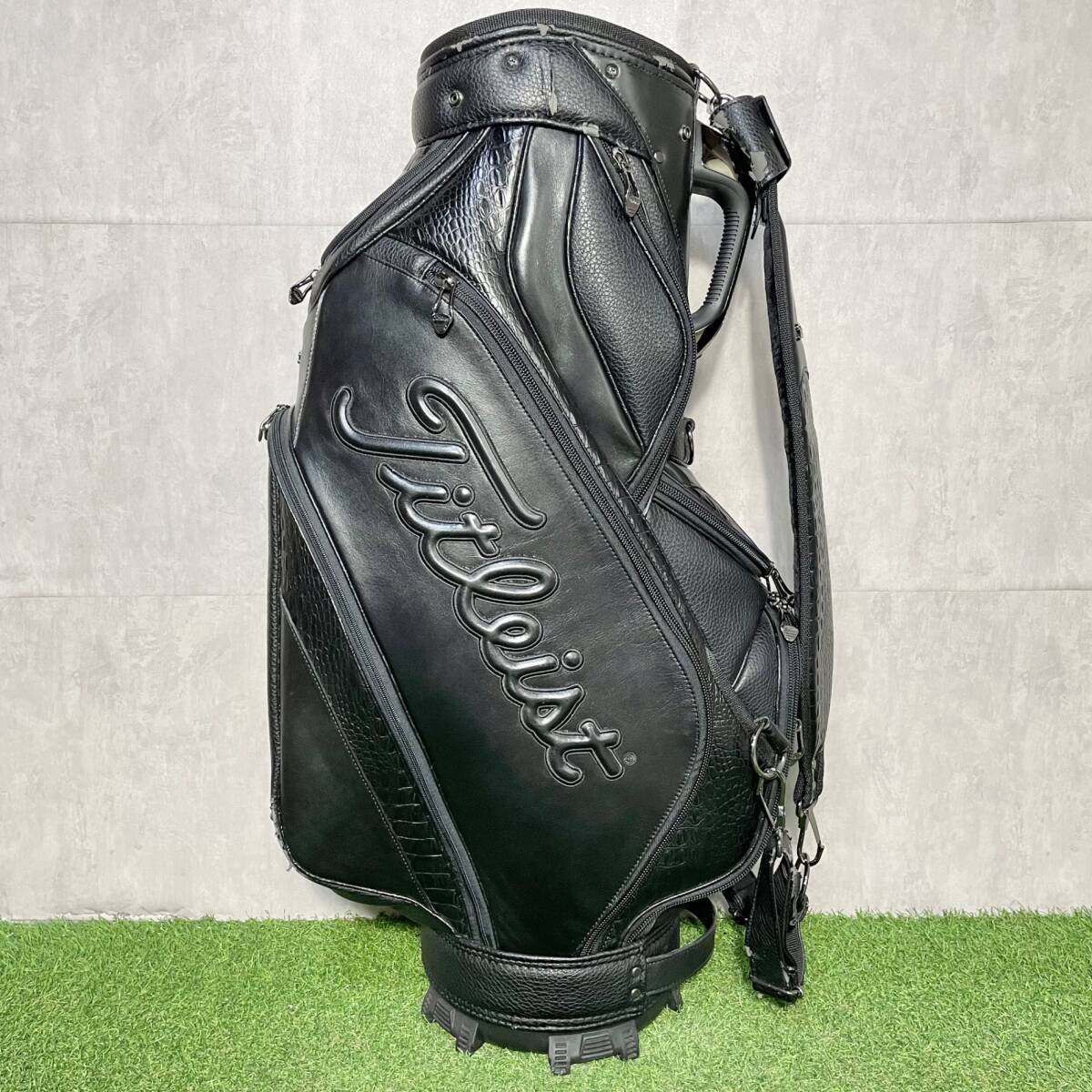 Titleist BLACK LIMITED タイトリスト ブラックリミテッド キャディバッグ ゴルフバッグ 黒 本革 最高級品 3点式 クロコ調 入手困難品_画像3