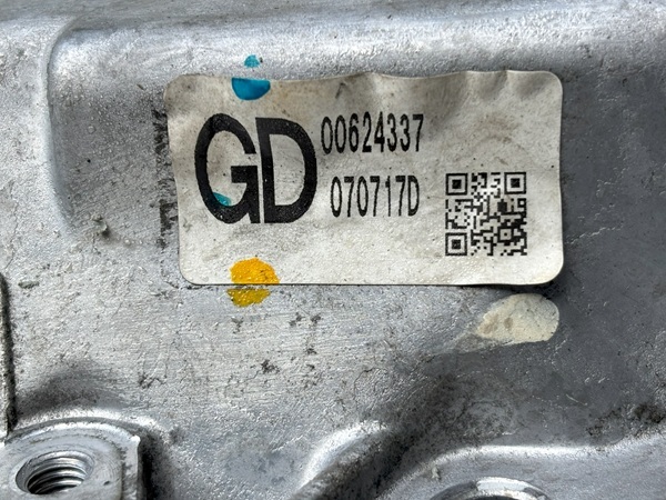 日産 フェアレディZ 　Z33　後期純正 デフカバー _画像3