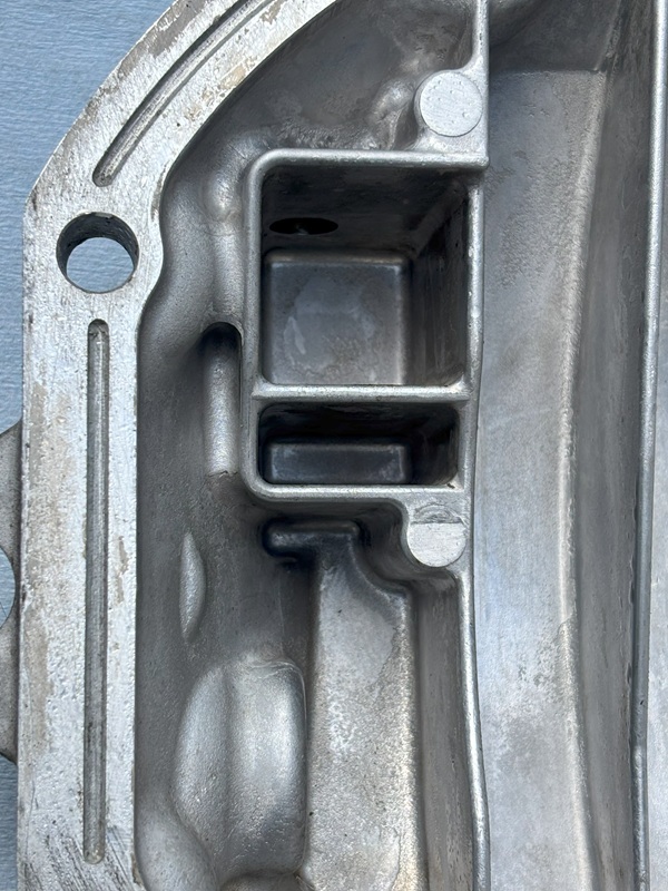 日産 フェアレディZ 　Z33　後期純正 デフカバー _画像4