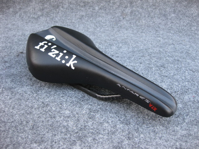 fizik ANTARES VSX カーボンレール 幅140mm_画像1