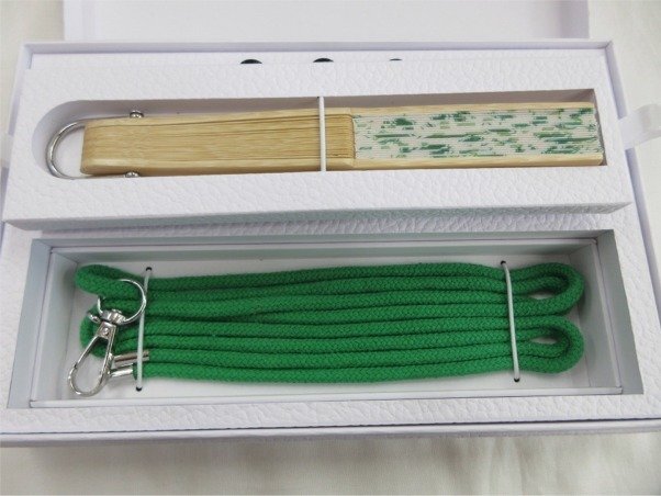 ◆◆DIOR シーズナルギフト プラチナ会員 扇子◆USED品 M9930_画像3