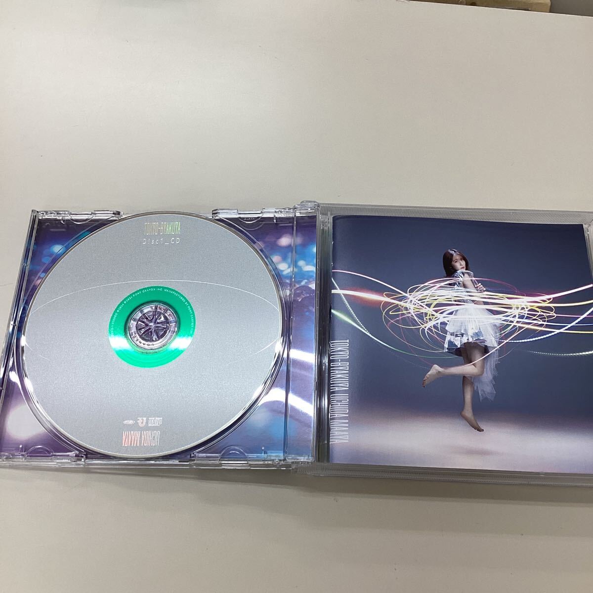 内田　真礼　　TOKYO-BYAKUYA CD＋ Blu-ray サンプル版　　中古品_画像4
