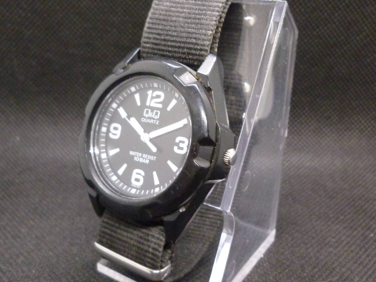 J25032) 中古 腕時計 シチズン CITIZEN Q&Q 2035 QUARTZ 未稼働 ジャンク品 ※発送ゆうパケットポストmini(送料当方負担)_画像3