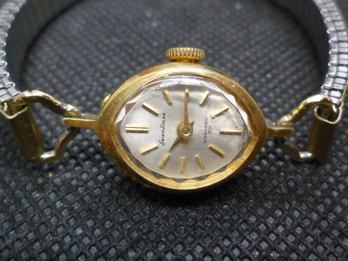 J25201) 中古 腕時計 セイコーソーラー 手巻き 17石 SEIKO Solar10-7930 腕回り 約152mm 稼働品ですがジャンク品扱い ※(送料当方負担)_画像2