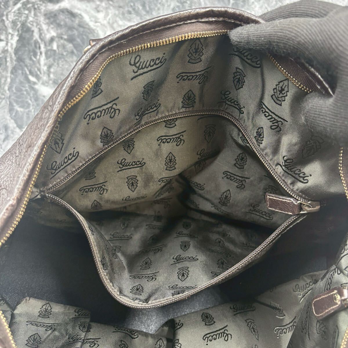 【極美品】 GUCCI グッチ シマ トートバッグ ビジネス　メンズ レザー 本革 A4 大容量 肩掛け ボストンバッグ エンボス 型押し　201482_画像9
