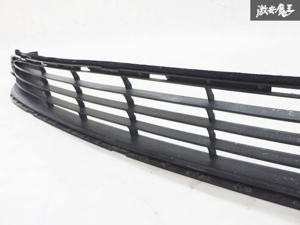 ★割れ無し★ トヨタ 純正 ZVW50 ZVW51 ZVW55 プリウス 前期 フロント バンパーグリル ロアグリル ロワグリル 53112-47240 即納_画像4