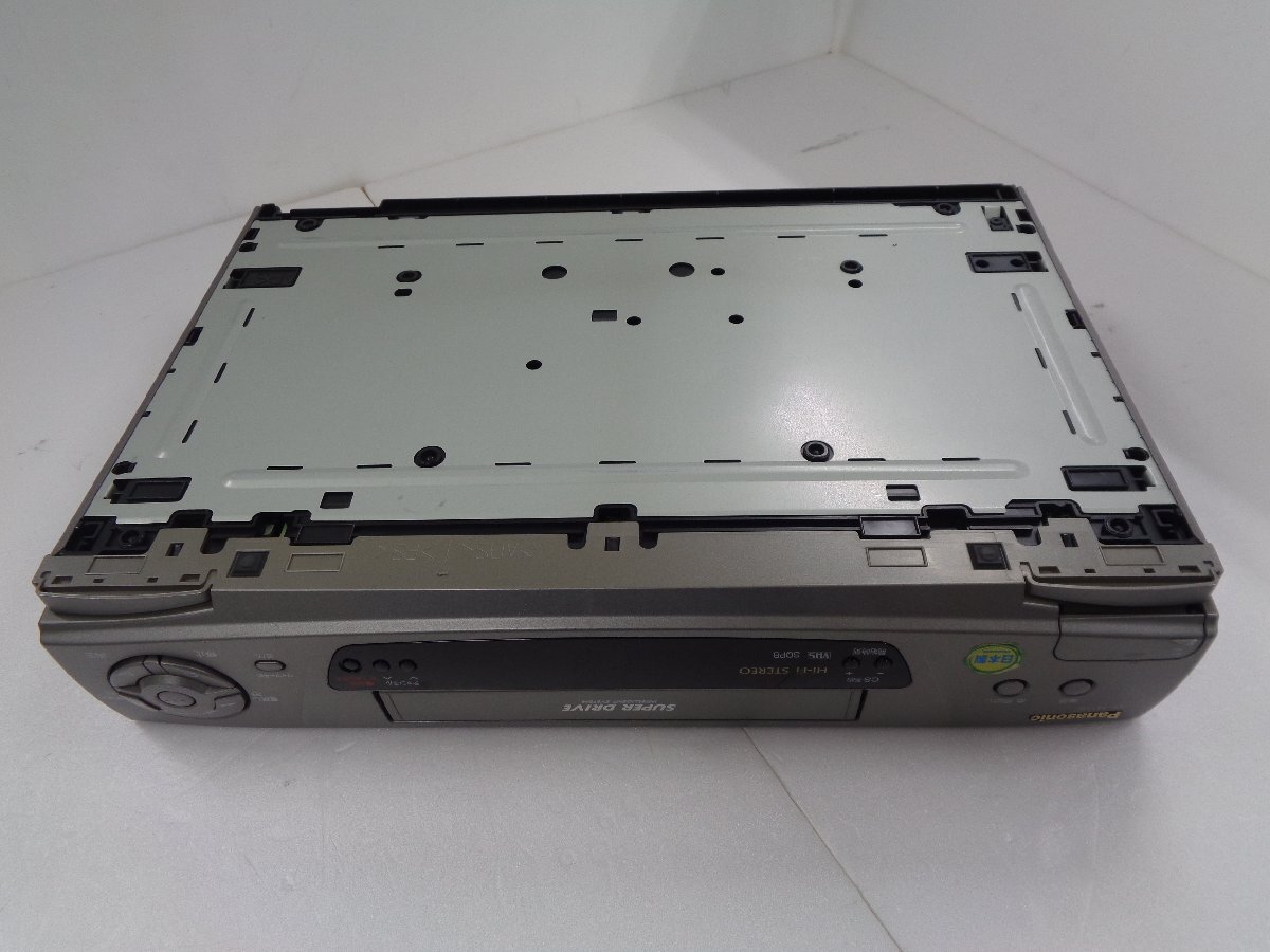 【ジャンク品・送料落札者様負担】Panasonic　NV-H110　VHSビデオデッキ_画像8