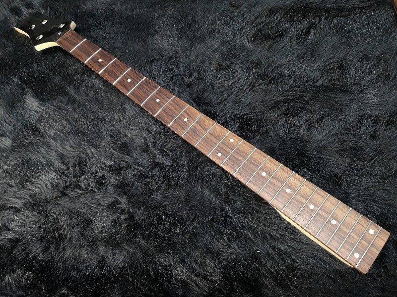 # цена соответствует договоренности!!# внизу брать OK!!*BASS Neck 4 струна электрический бас шея BLACK не использовался *choi царапина outlet! музыкальные инструменты сборный .! G1P22808