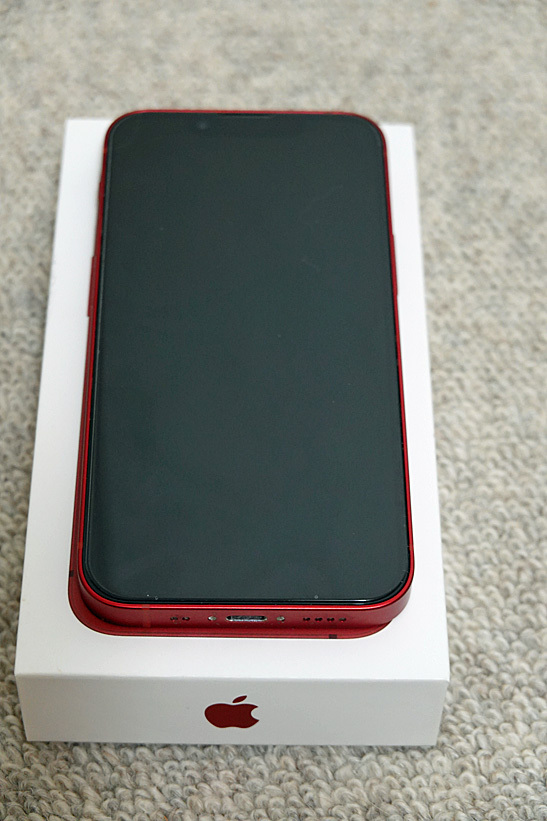 iPhone 13 mini 256GB レッド SIMフリー バッテリー最大容量86％ ☆美品★_画像1