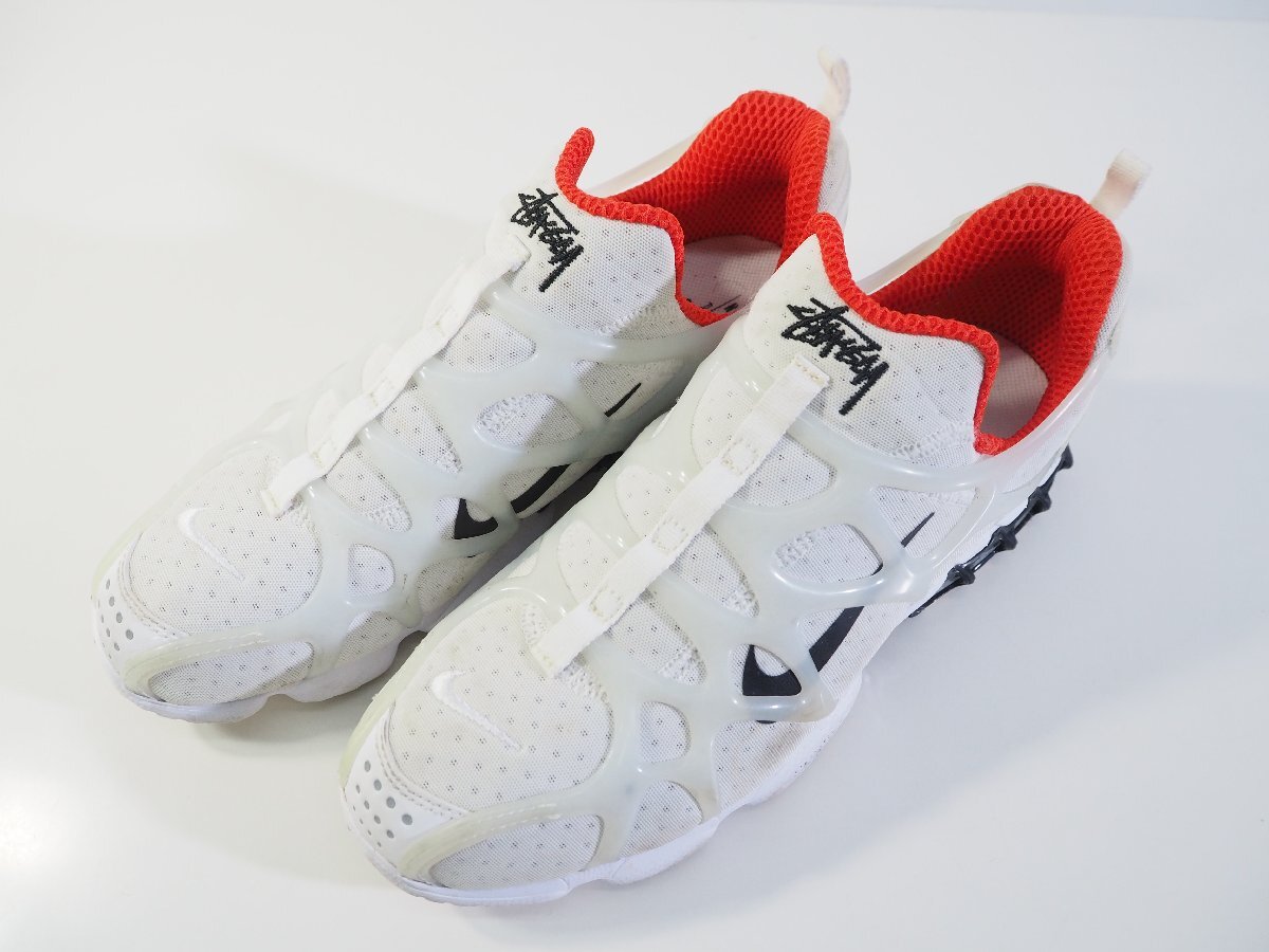 STÜSSY × AIR ZOOM KUKINI "WHITE" CJ9918-100 (ホワイト/ハバネロレッド/ブラック)