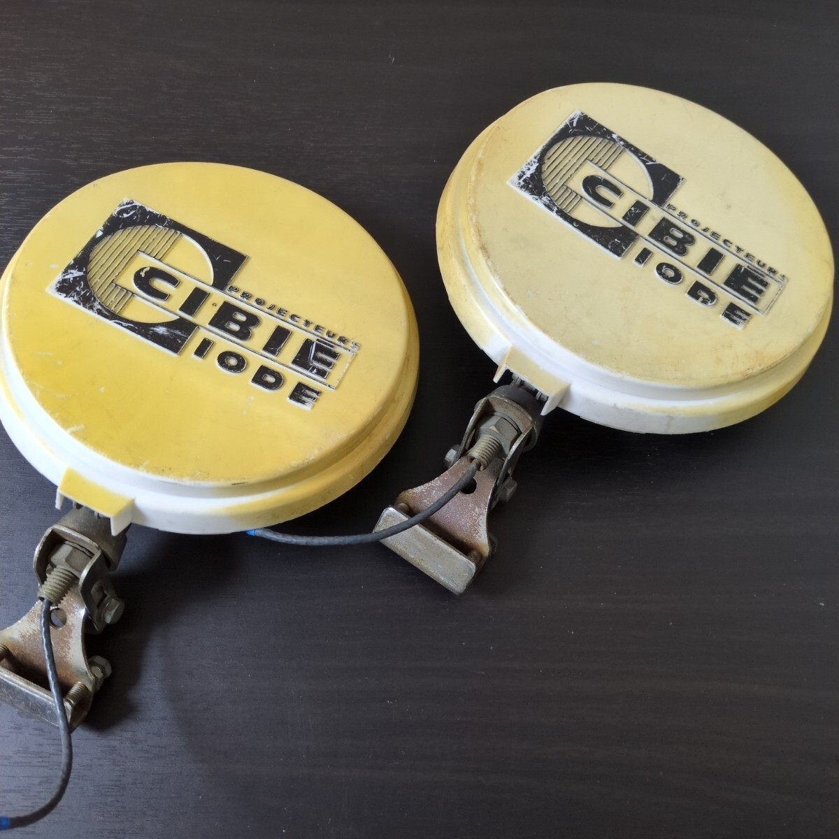 当時物 CIBIE フォグ 12V イエロー 薄型 デュアルカウル シビエ フォグカバー 自動車 バイク フォグランプ ハロゲン_画像2