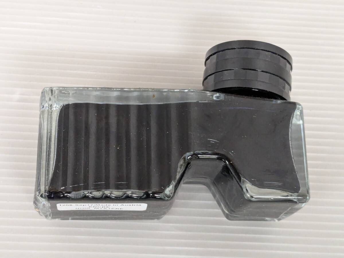 【 未使用? 箱説付き 】 モンブラン MONTBLANC インク 万年筆用 ミステリーブラック 黒 ボトルインク ink fountain pen black 60ml (宮47)_画像3